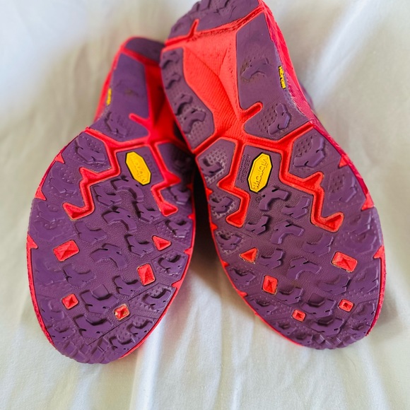 Womens Hoka One One Speedgoat 2 Trail Running Shoes size 8.5 Purple - Picture 10 of 10